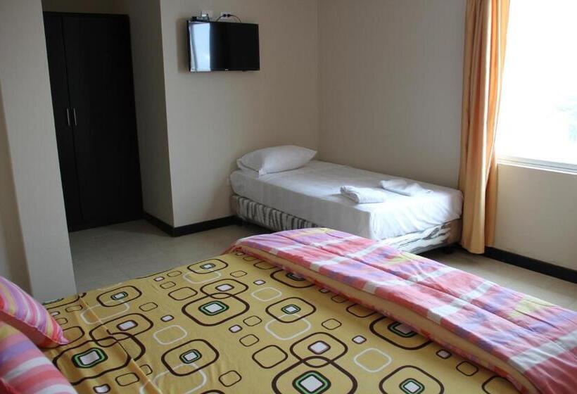 اتاق استاندارد, Fogata Hostel