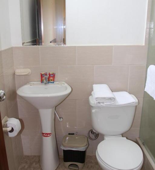 اتاق استاندارد یک نفره, Fogata Hostel