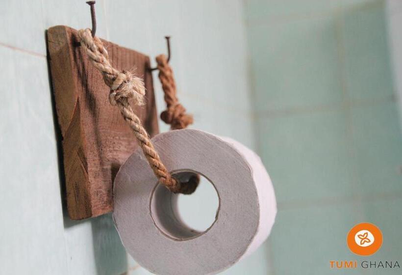 اتاق سوپریور با تخت بزرگ, Tumi Hostel
