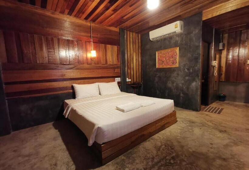 اتاق استاندارد با چشم‌انداز باغ, Chill Chill Resort