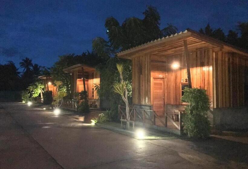 اتاق استاندارد با چشم‌انداز باغ, Chill Chill Resort