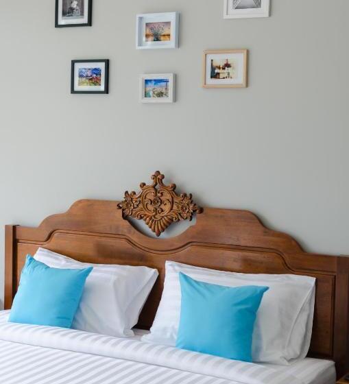 اتاق استاندارد با چشم‌انداز استخر, Golf Inn Resort