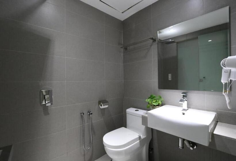 اتاق لوکس یک تخته, 99 Kelana Jaya