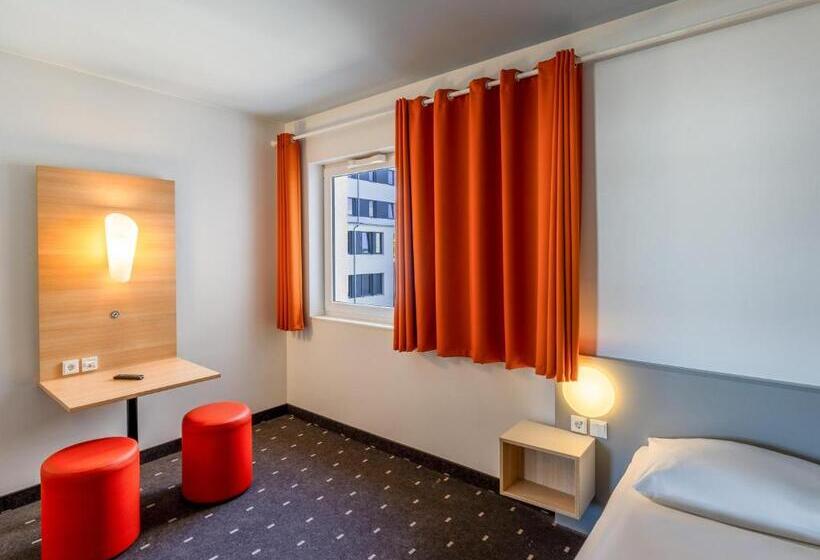 اتاق استاندارد یک نفره, B&b Hotel Magdeburg City