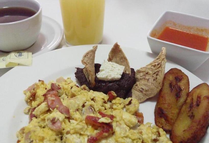 اتاق استاندارد چهار تخته, Cabildos