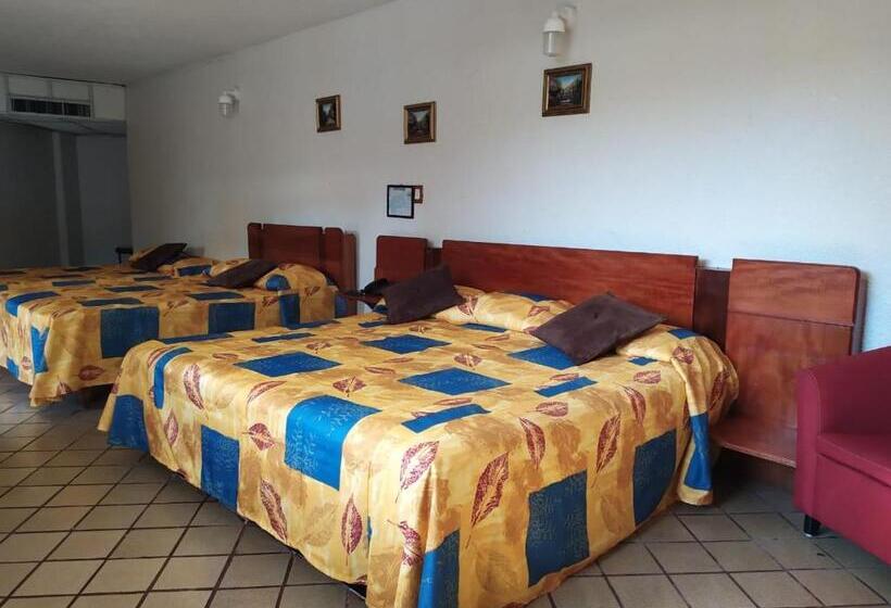اتاق استاندارد چهار تخته, Cabildos