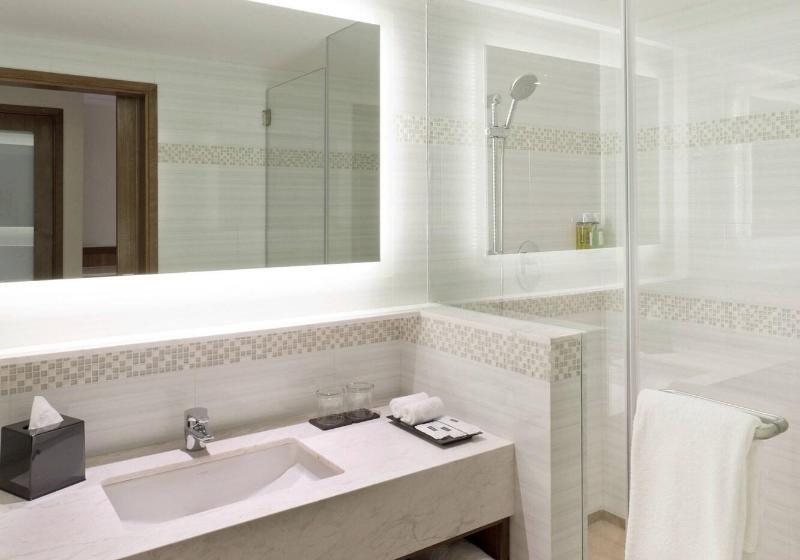 キングサイズベッドのデラックスルーム, Fairfield By Marriott Visakhapatnam