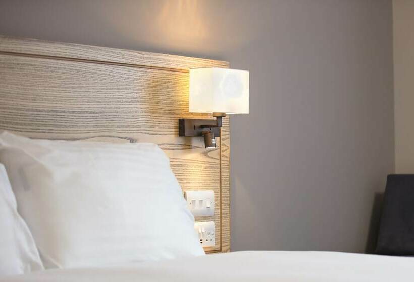 اتاق استاندارد, Gamston Lock, Nottingham By Marston's Inns