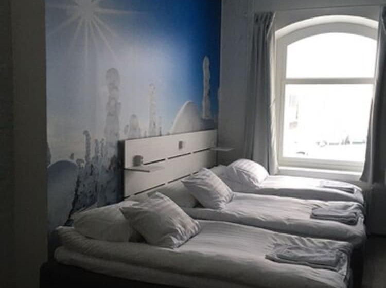اتاق خانوادگی, Place To Sleep Hotel Rauma