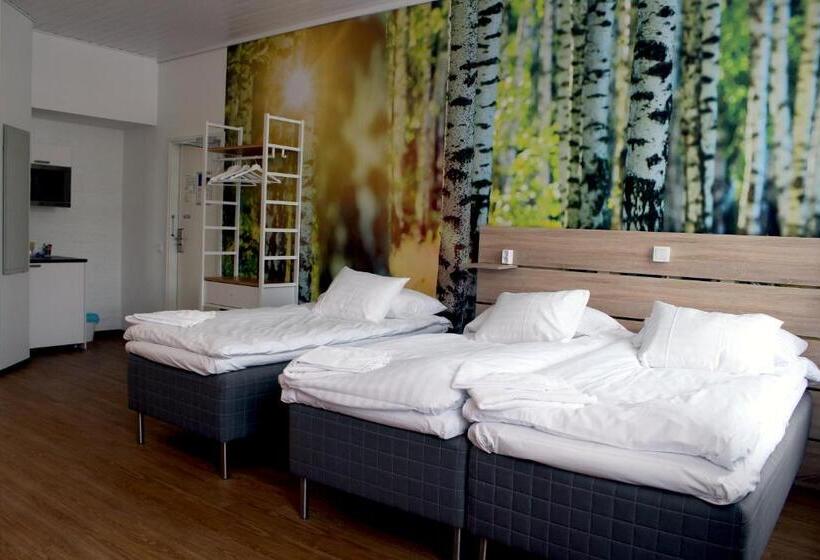 اتاق خانوادگی, Place To Sleep Hotel Rauma
