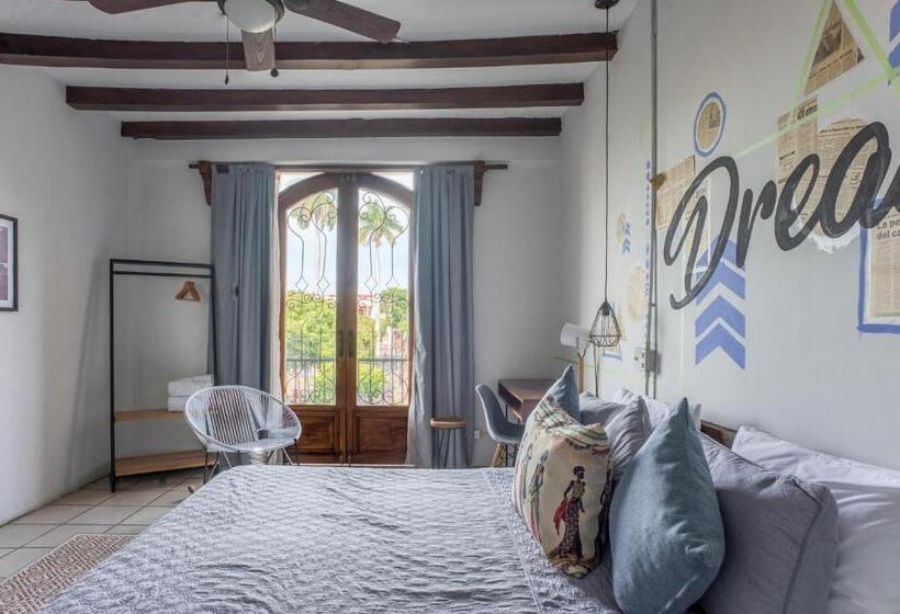 اتاق لوکس, Socialtel Granada   Formerly Selina Granada