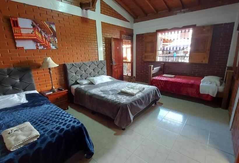 اتاق خانوادگی, Finca Hotel La Melania