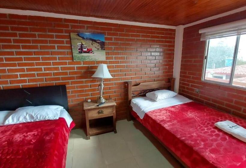 اتاق استاندارد چهار تخته, Finca Hotel La Melania