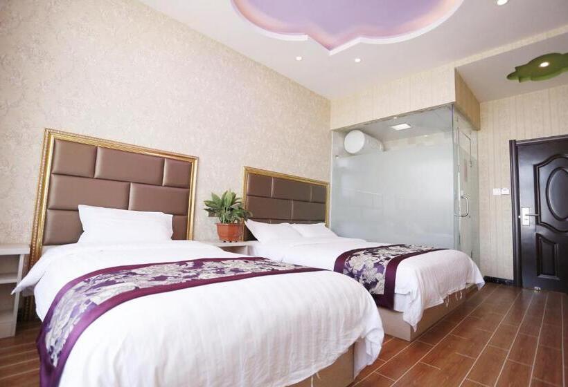 Habitación Familiar, 哈尔滨机场东方红运宾馆