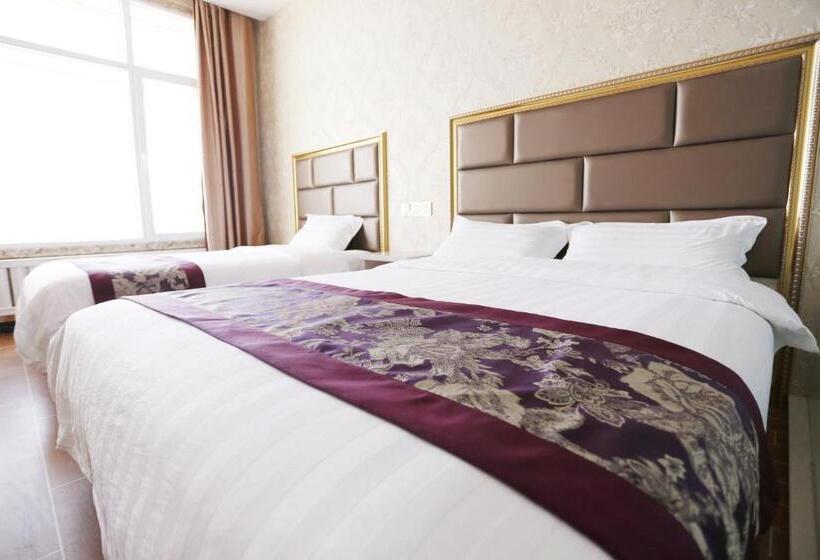 Habitación Familiar, 哈尔滨机场东方红运宾馆