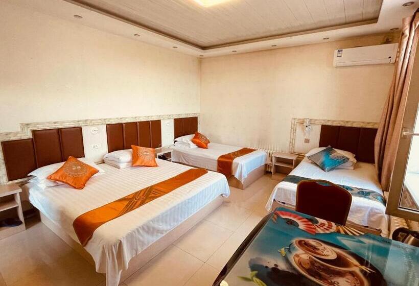 Habitación Cuádruple Estándar, 哈尔滨机场东方红运宾馆
