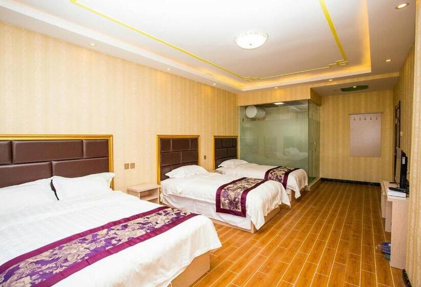 Habitación Cuádruple Estándar, 哈尔滨机场东方红运宾馆
