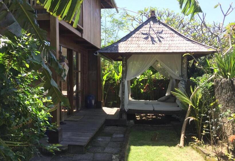 بانگلوی استاندارد, Mangga Wangga Living