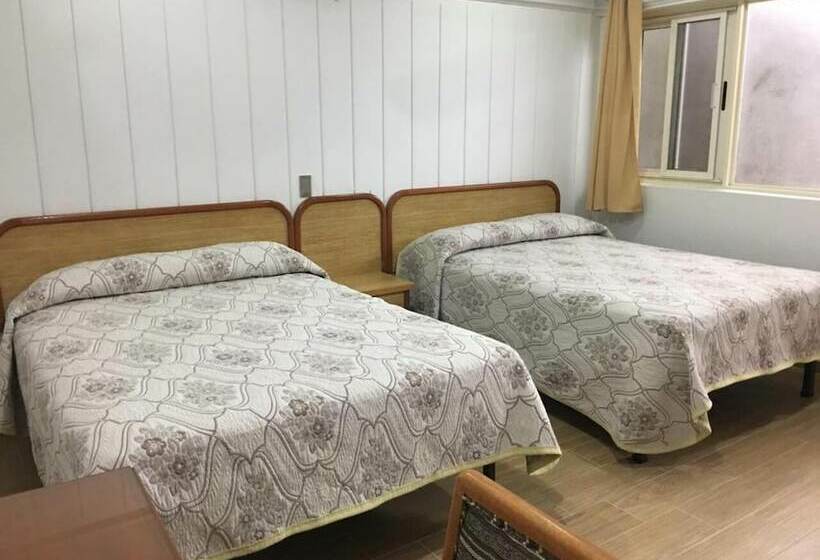 اتاق استاندارد با 2 تخت دوبل, Riviera