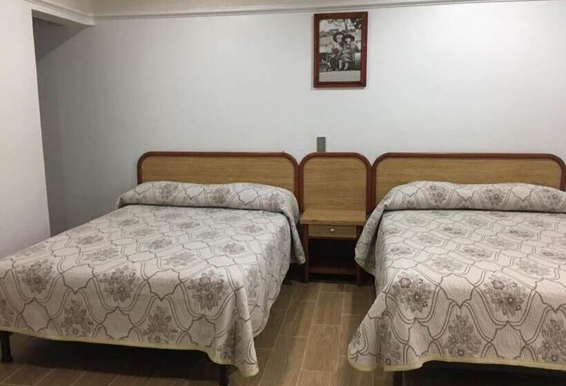 اتاق استاندارد با 2 تخت دوبل, Riviera