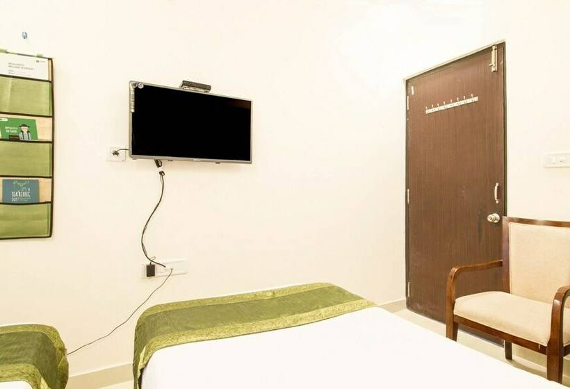اتاق استاندارد, Treebo Midtown