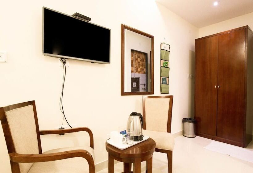 اتاق لوکس, Treebo Midtown