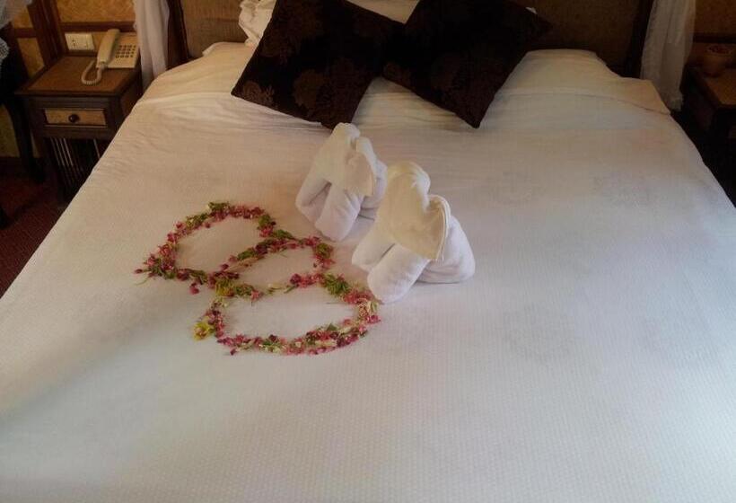 اتاق استاندارد با تخت بزرگ, Viang Yonok Hotel, Restaurant, Sports Club