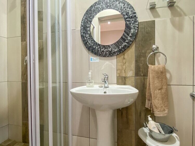 Delüks Oda, De Akker Guest House Oudtshoorn
