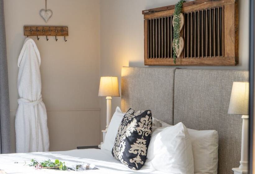 Dört Kişilik Delüks Oda, De Akker Guest House Oudtshoorn