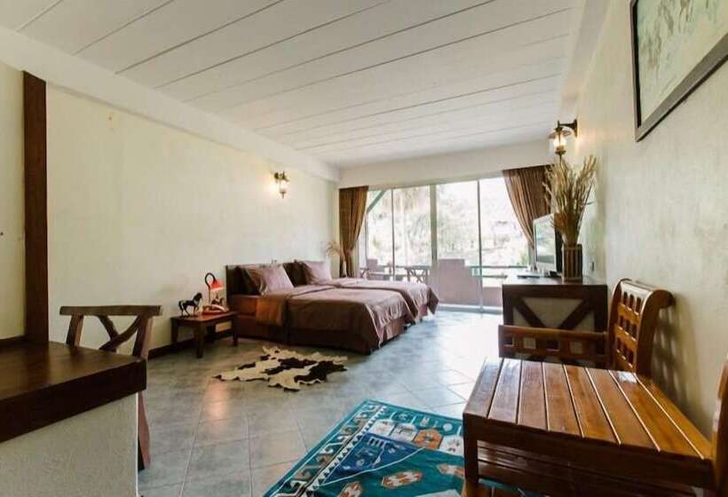 اتاق لوکس, Big Joey Country Resort