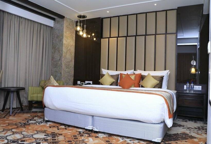 سوئیت پرزیدنت, Vivanta Jammu City Centre