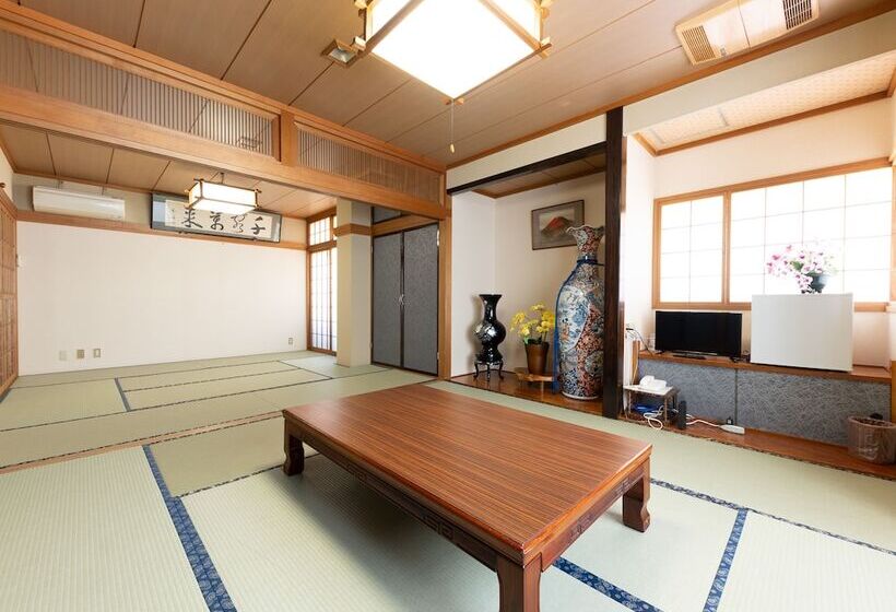 اتاق خانوادگی, Tabist  Fuji