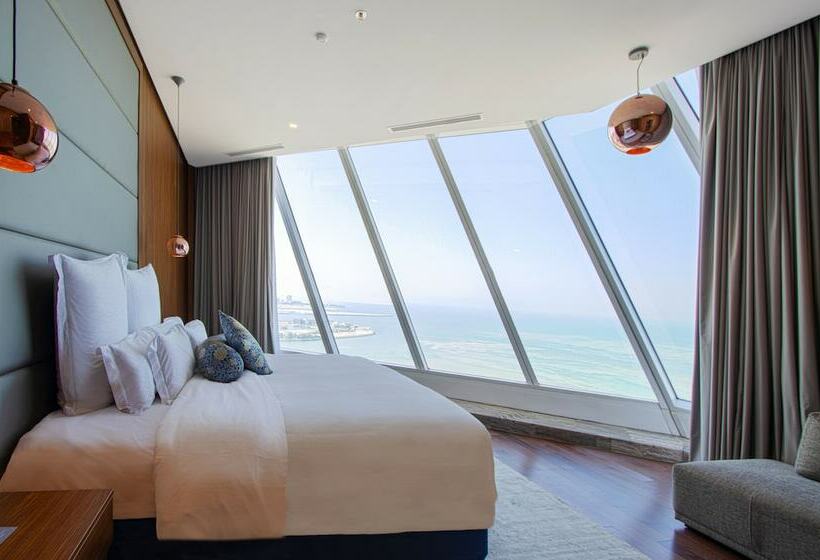 Quarto Superior, Wyndham Grand Manama