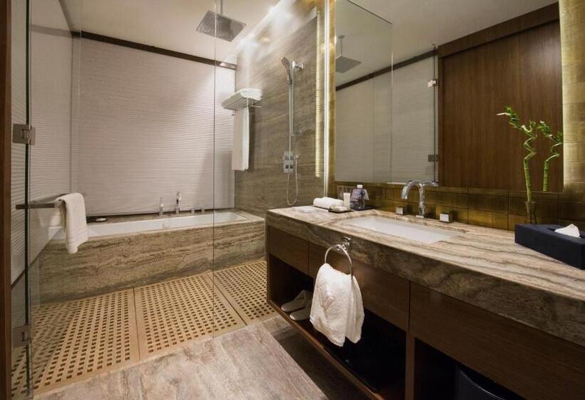 اتاق لوکس, Wyndham Grand Manama