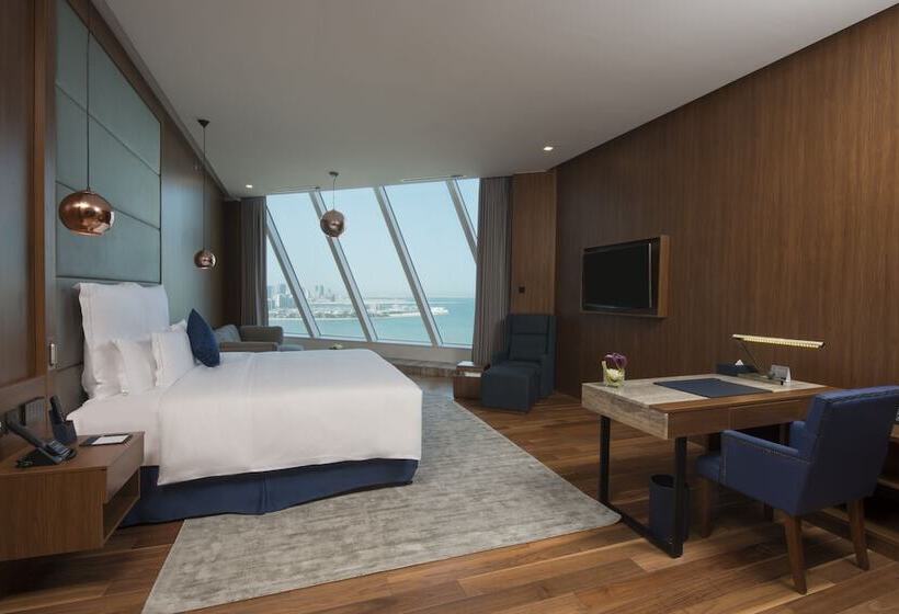 سوئیت کلاب, Wyndham Grand Manama