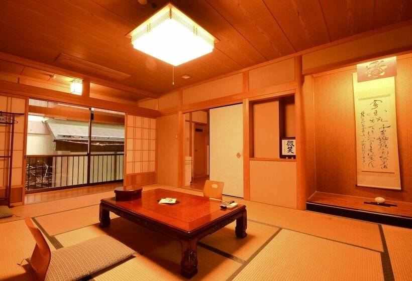 اتاق خانوادگی با سرویس بهداشتی مشترک, 高野山 宿坊 不動院  Koyasan Shukubo Fudoin