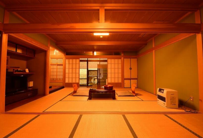 اتاق خانوادگی با سرویس بهداشتی مشترک, 高野山 宿坊 不動院  Koyasan Shukubo Fudoin