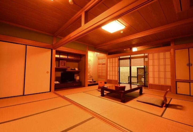 اتاق خانوادگی با سرویس بهداشتی مشترک, 高野山 宿坊 不動院  Koyasan Shukubo Fudoin
