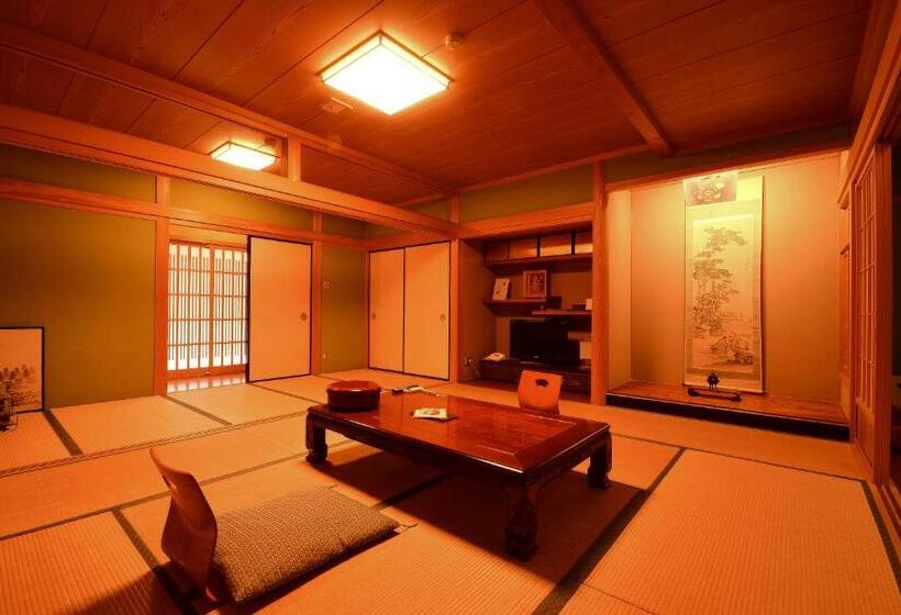 اتاق خانوادگی با سرویس بهداشتی مشترک, 高野山 宿坊 不動院  Koyasan Shukubo Fudoin