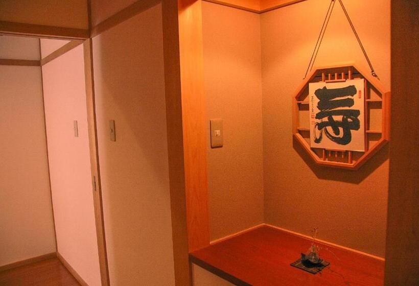 اتاق خانوادگی با سرویس بهداشتی مشترک, 高野山 宿坊 不動院  Koyasan Shukubo Fudoin