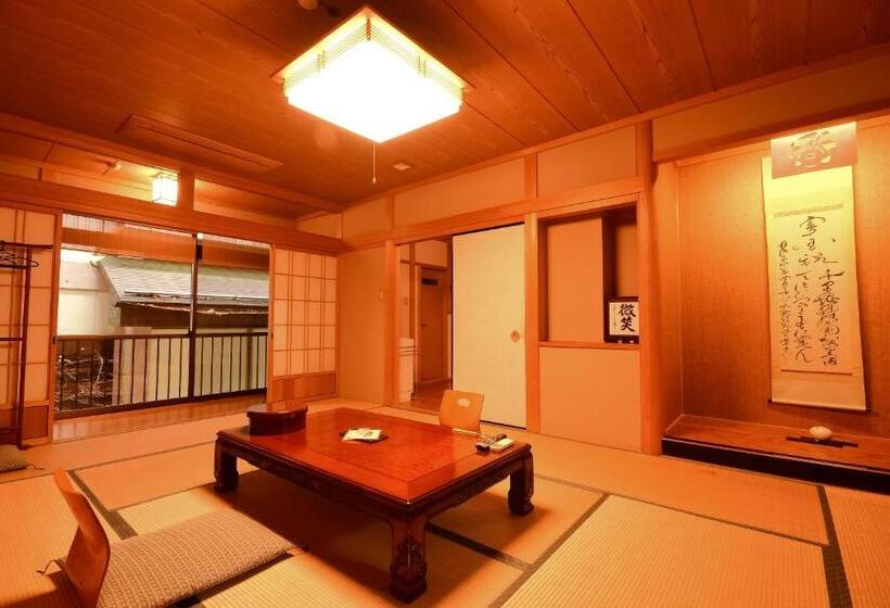 اتاق خانوادگی با سرویس بهداشتی مشترک, 高野山 宿坊 不動院  Koyasan Shukubo Fudoin