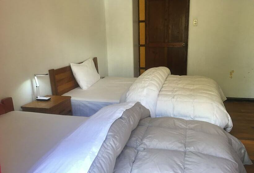 اتاق استاندارد سه نفره, Hostal Cuesta Del Sol   Hostel