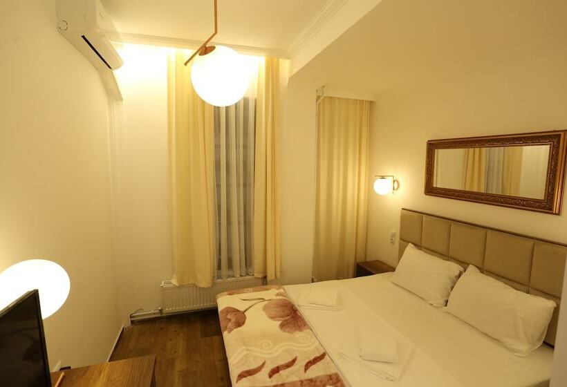 اتاق استاندارد, Saray