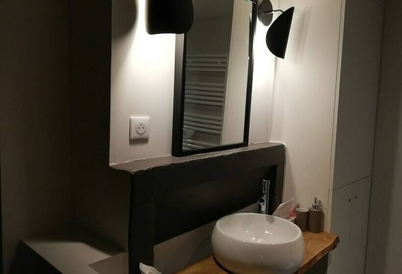 Quarto standard, La Tour Gregoire