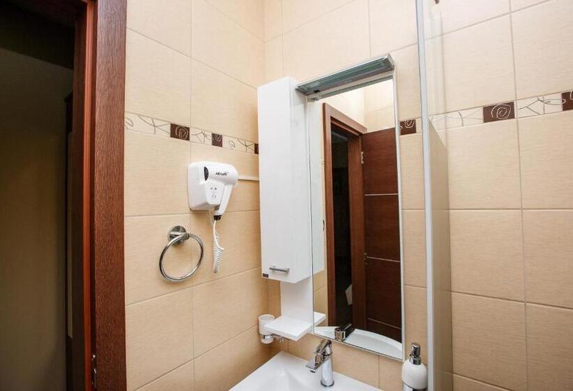 اتاق لوکس, Morava   šabac