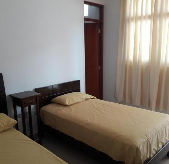 اتاق استاندارد سه نفره, Bungalows Rupay Wasi