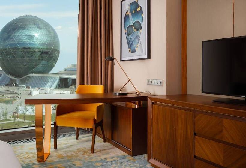 اتاق لوکس با چشم‌انداز, Hilton Astana