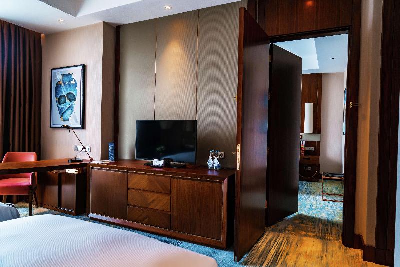 اتاق خانوادگی, Hilton Astana