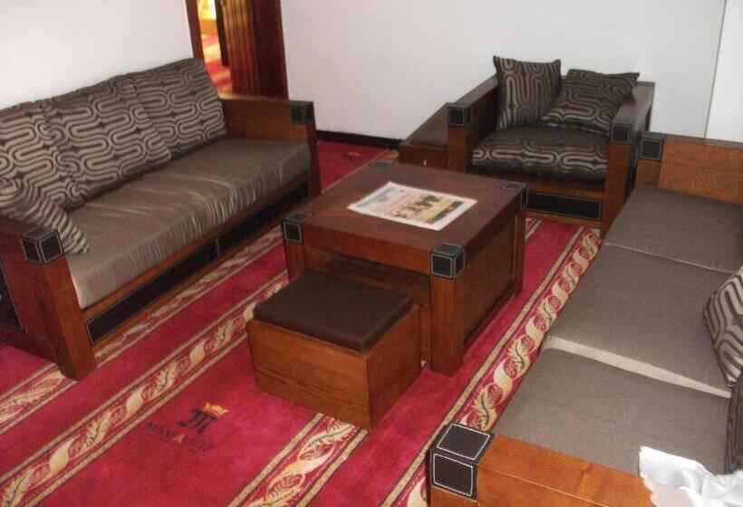 Suite Presidencial, Mbayaville