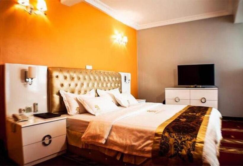 Suite Presidencial, Mbayaville